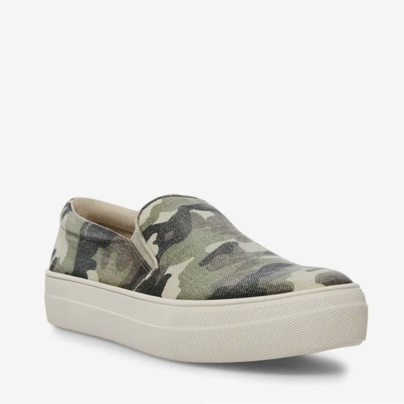 Steve Madden Camo Gills Sneakers - Picture 2 of 7